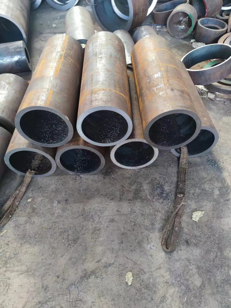 虞城虞城虞城12Cr1MovG无缝钢管切割